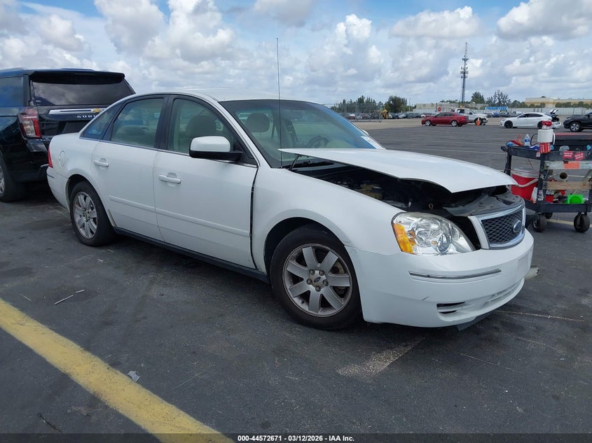 1FAFP23175G195072 FORD FIVE HUNDRED Photo 1