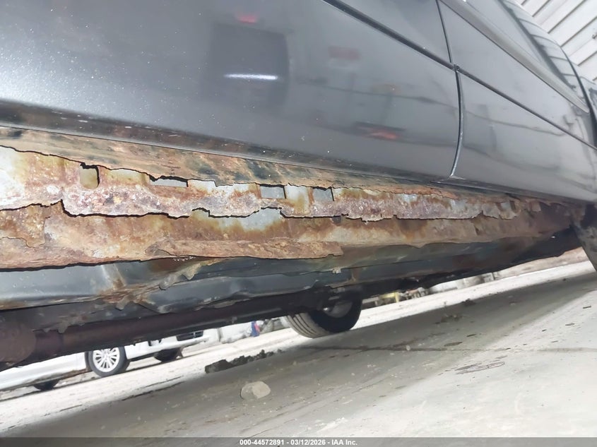 2004 Buick Regal Ls VIN: 2G4WB52KX41174065 Lot: 44572891