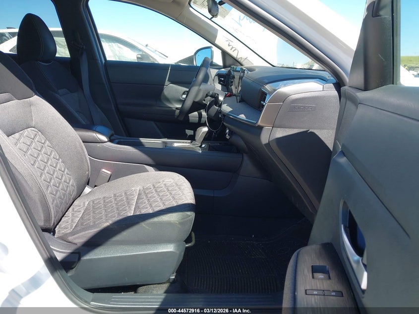 2025 Nissan Kicks Sv Fwd