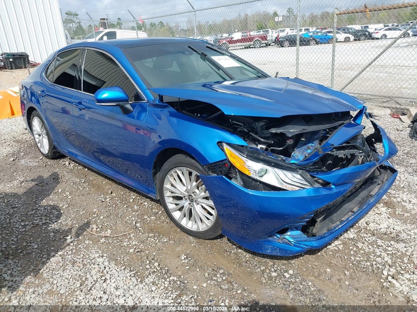 2020 Toyota Camry Xle