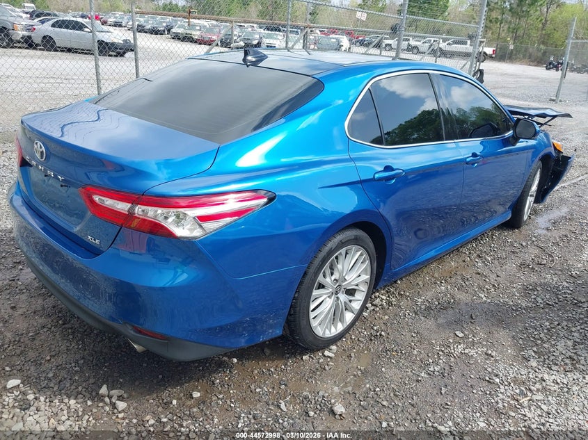 2020 Toyota Camry Xle