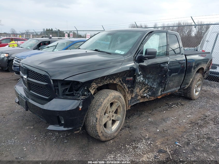 2017 Ram 1500 Express 4X4 6'4 Box