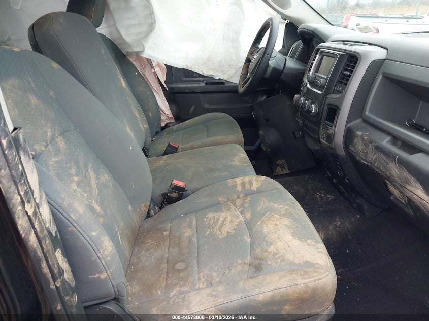 2017 Ram 1500 Express 4X4 6'4 Box