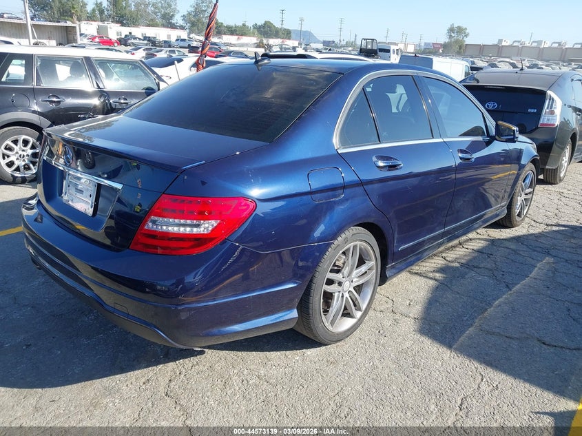 2014 Mercedes-Benz C 250 Sport