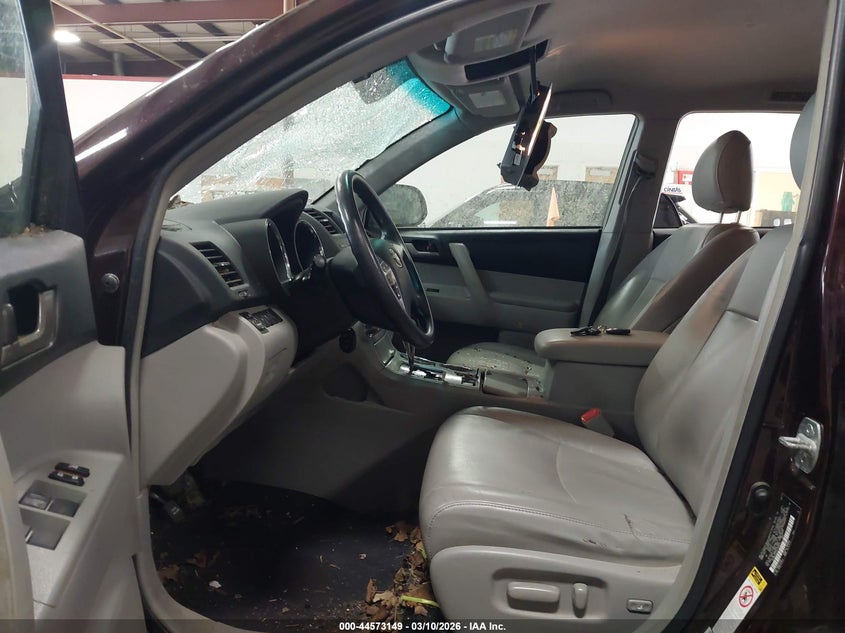 2012 Toyota Highlander Base V6