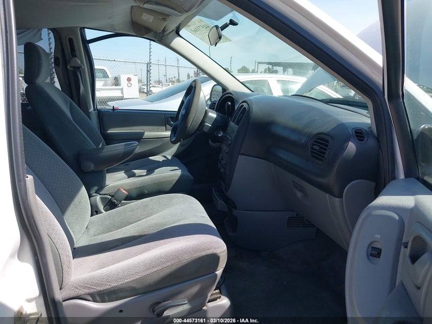 2005 Dodge Grand Caravan Se