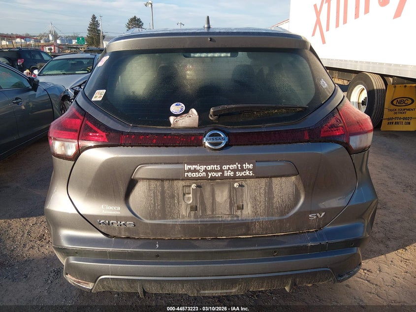 VIN 3N1CP5CV9ML479303 2021 NISSAN KICKS SV XTRONIC CVT