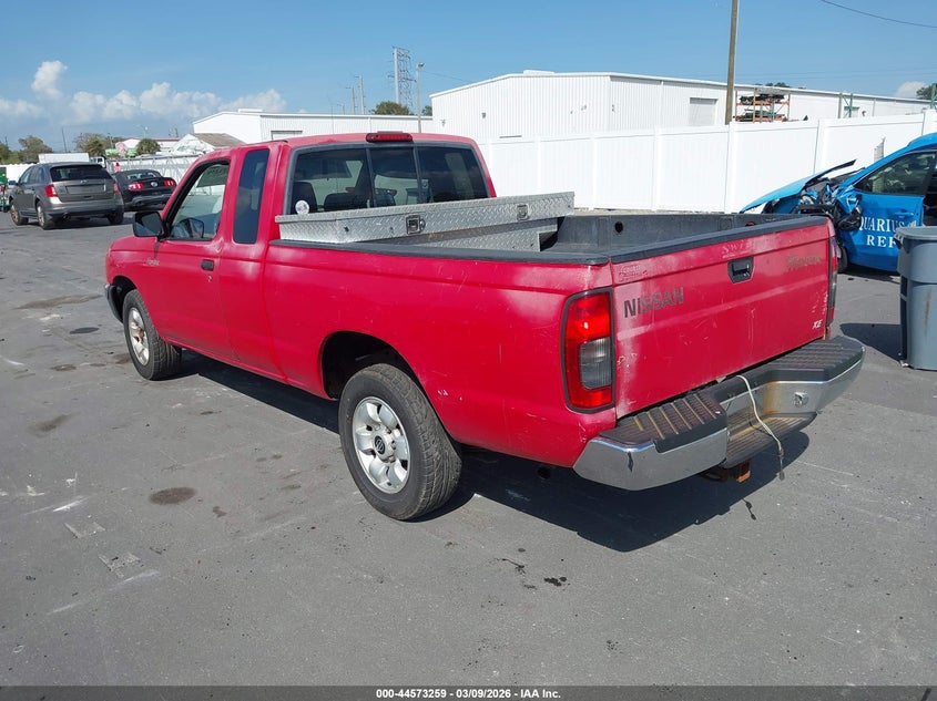 2000 Nissan Frontier Xe