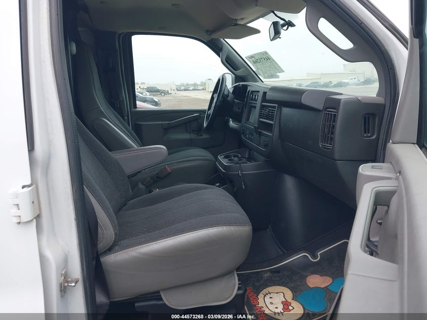 2019 GMC Savana 2500 Work Van