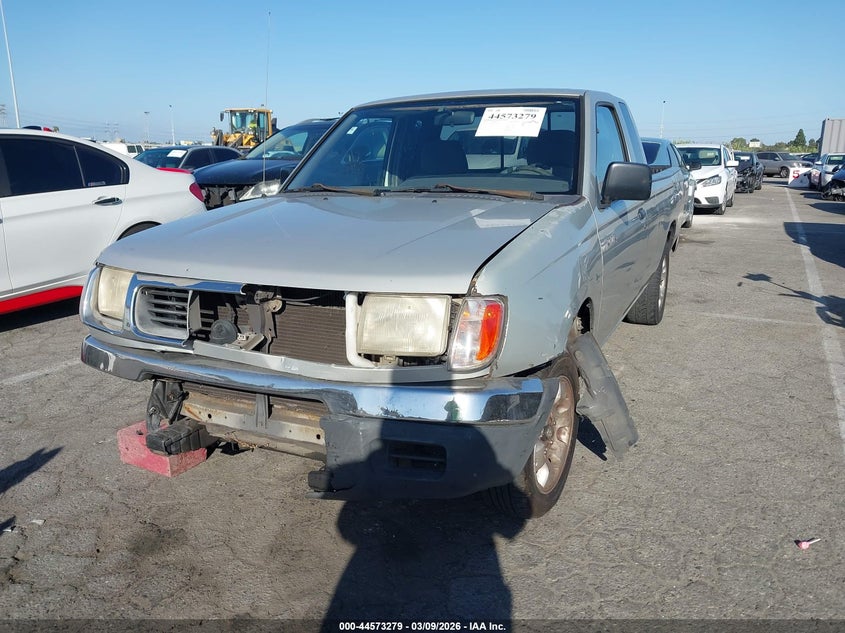 1999 Nissan Frontier Se/Xe