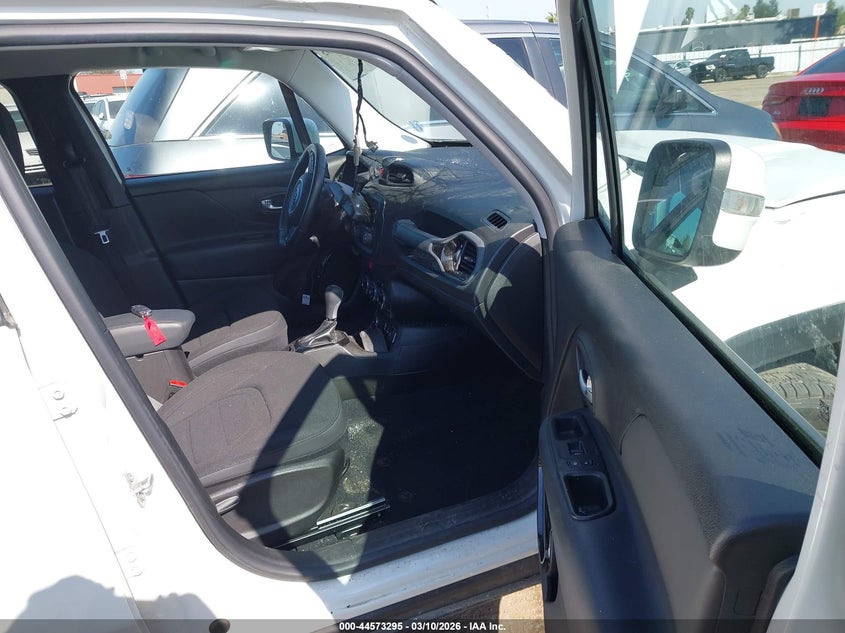 2017 Jeep Renegade Altitude 4X4