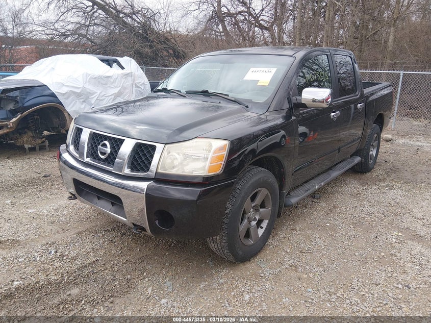 2005 Nissan Titan Se