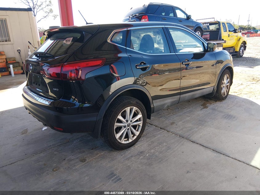 2019 Nissan Rogue Sport S