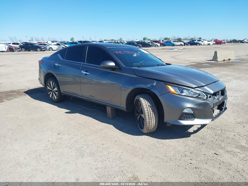 2022 Nissan Altima Sv Fwd