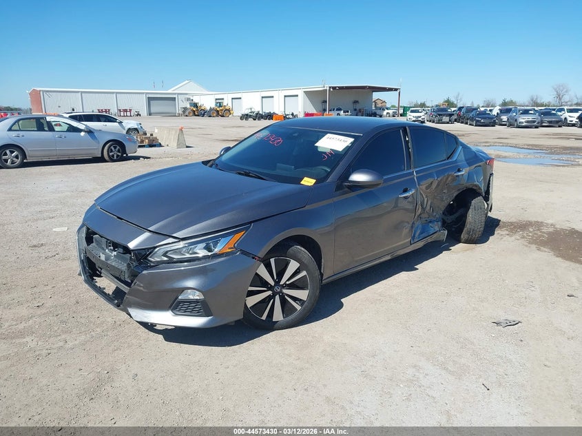 2022 Nissan Altima Sv Fwd