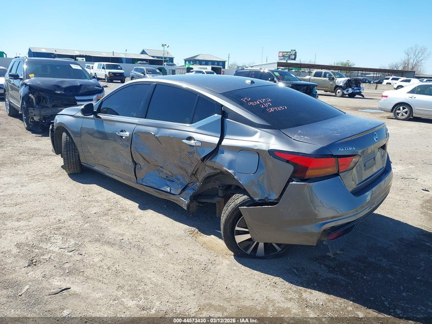 2022 Nissan Altima Sv Fwd