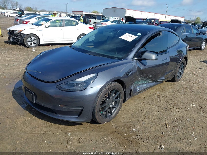 2022 Tesla Model 3 Rear-Wheel Drive