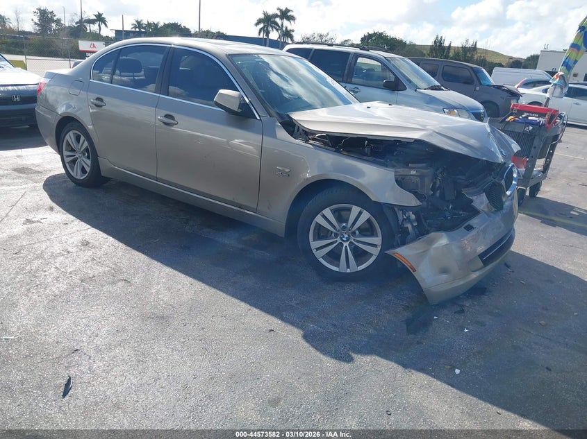2010 BMW 528I xDrive