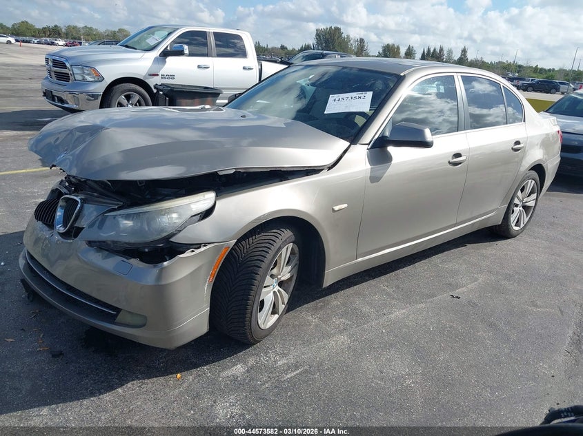 2010 BMW 528I xDrive