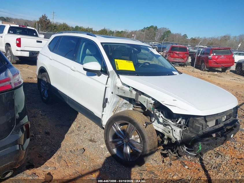 2018 Volkswagen Tiguan 2.0T Sel Premium