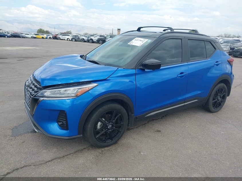 2023 Nissan Kicks Sr Xtronic Cvt