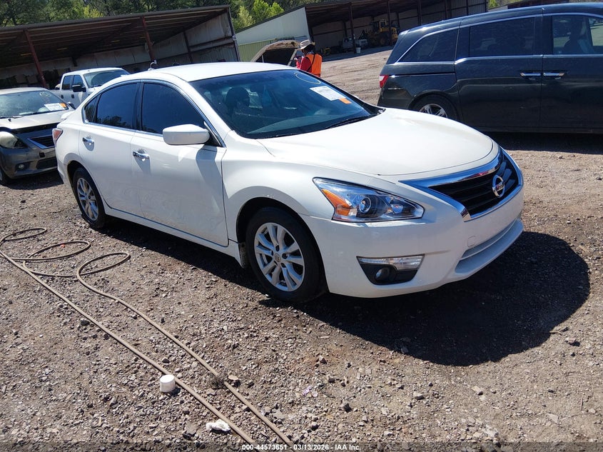 1N4AL3AP2FC157471 NISSAN ALTIMA Photo 1