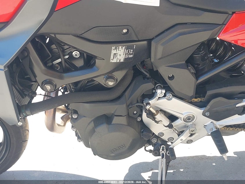 2024 BMW F 900 R VIN: WB10K1301R6J54851 Lot: 44573693