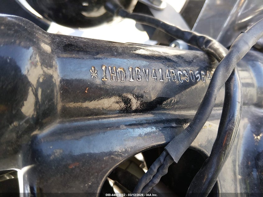 2011 Harley-Davidson Fxdc VIN: 1HD1GV414BC305646 Lot: 44573752