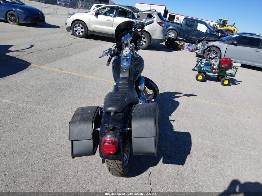 2011 Harley-Davidson Fxdc VIN: 1HD1GV414BC305646 Lot: 44573752