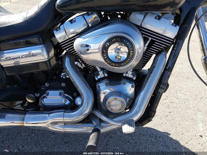 2011 Harley-Davidson Fxdc VIN: 1HD1GV414BC305646 Lot: 44573752