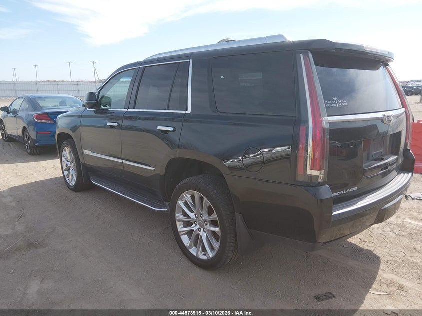 2016 Cadillac Escalade Luxury Collection