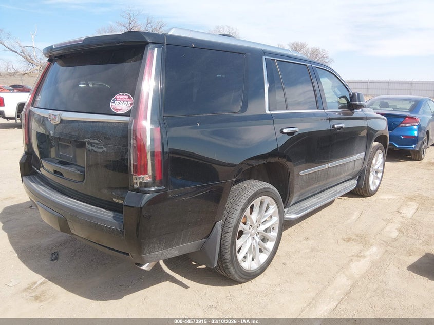 2016 Cadillac Escalade Luxury Collection