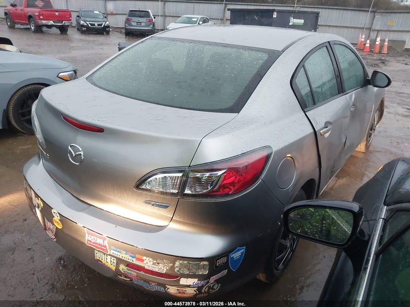 2013 Mazda Mazda3 I Sport