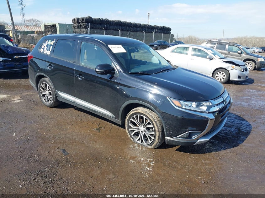 2016 Mitsubishi Outlander Se