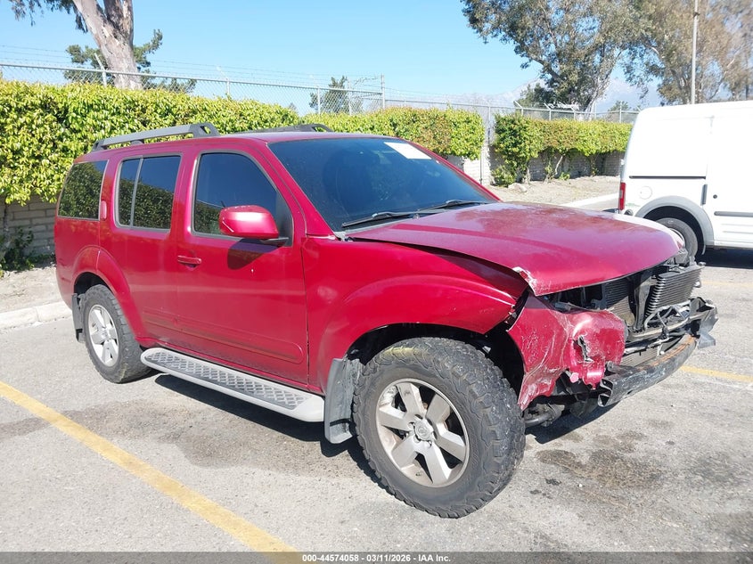 2011 Nissan Pathfinder Sv