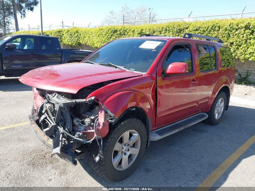 2011 Nissan Pathfinder Sv