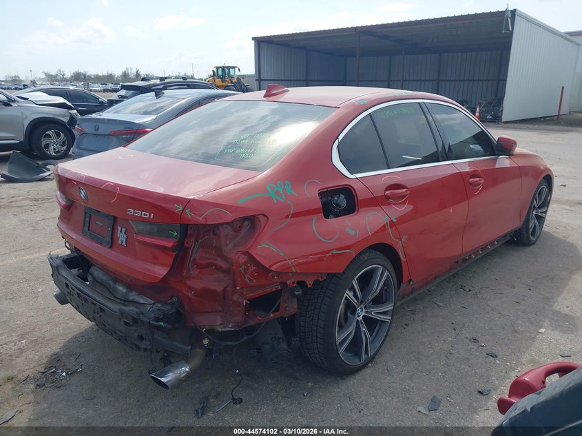 Vin: 3mw5r1j0xm8b93427, lot: 45070982, bmw 330i 20214