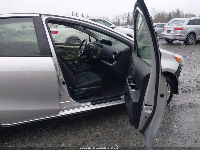 2017 Toyota Prius C Two