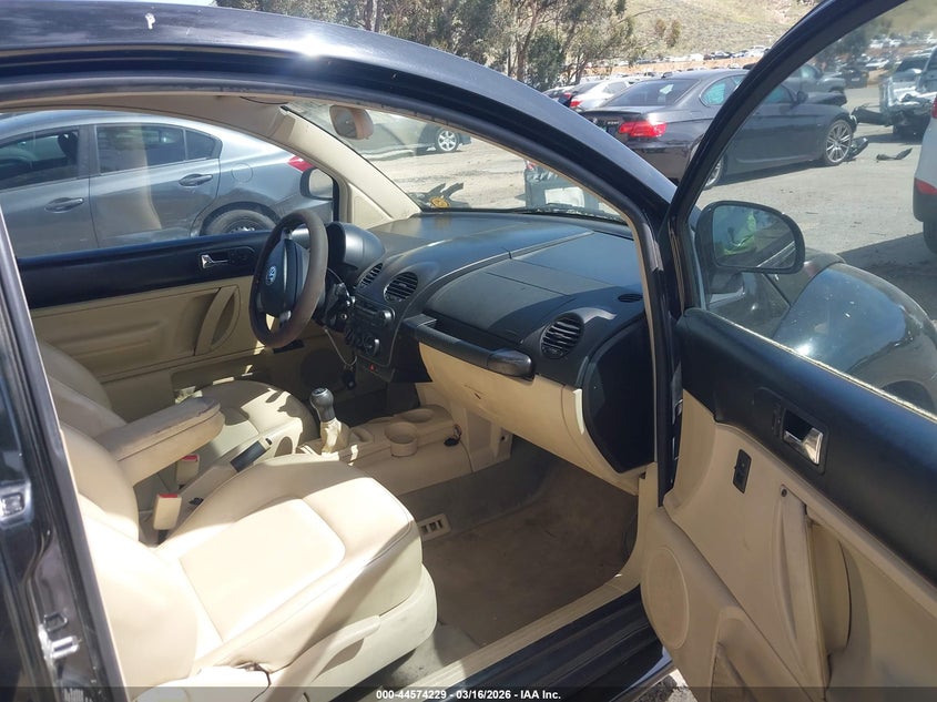 2000 Volkswagen New Beetle Gls