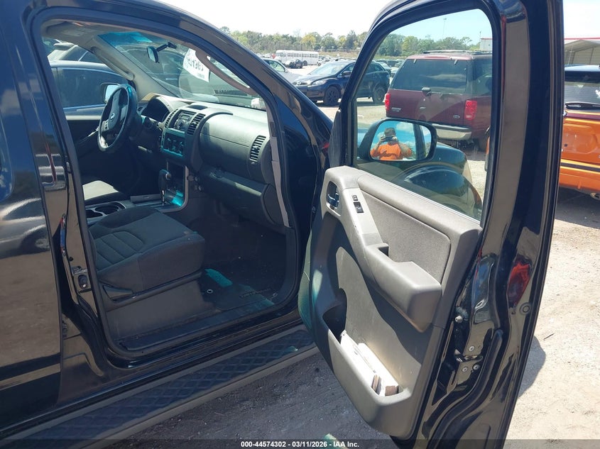 2012 Nissan Pathfinder S