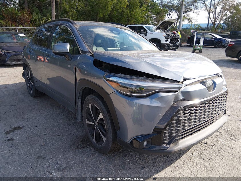 2024 Toyota Corolla Cross Hybrid Xse