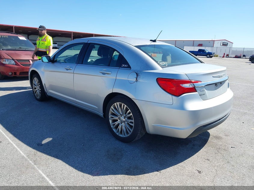 2012 Chrysler 200 Lx