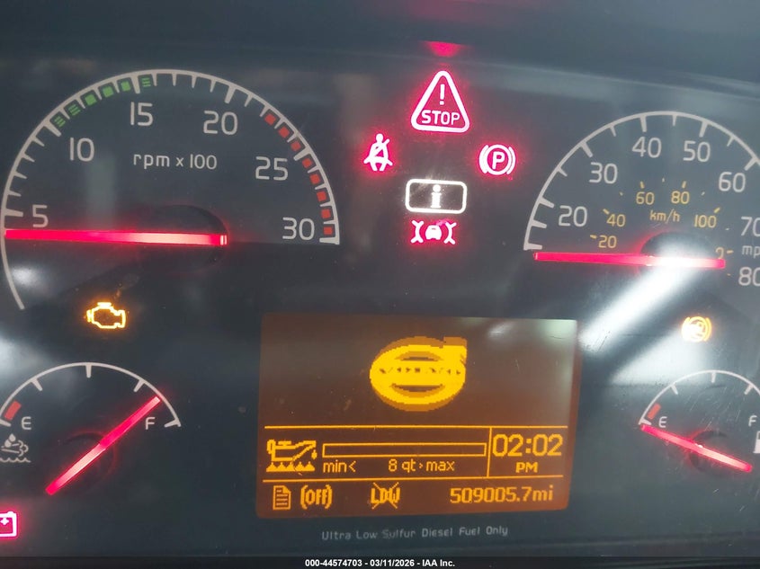 2018 Volvo Vnl red Lot 111044574703 Vin 4V4NC9EG0JN996982