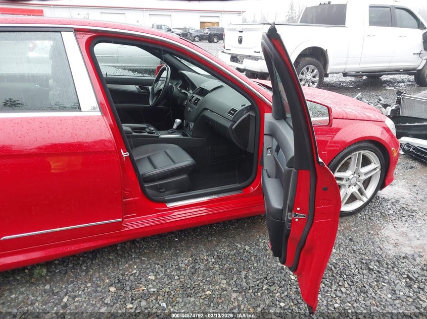 2010 Mercedes-Benz C 300 Luxury 4Matic/Sport 4Matic