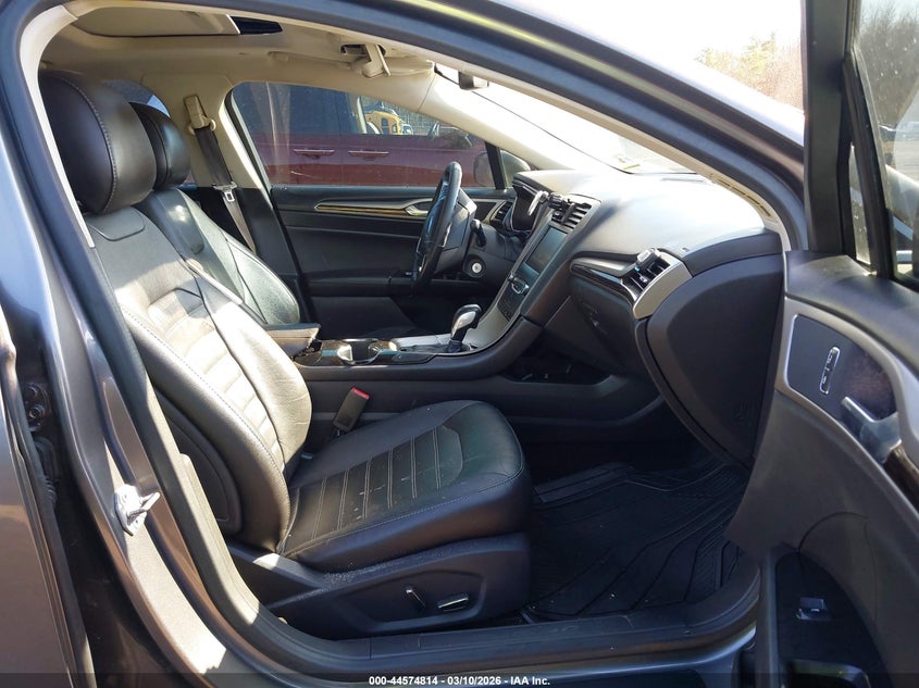 2014 Ford Fusion Hybrid Se