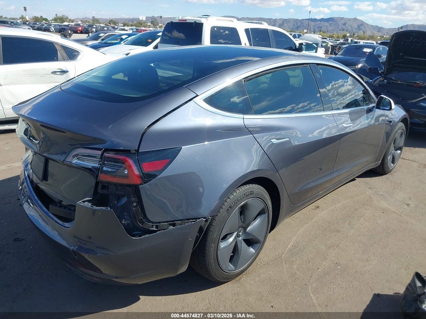 2020 Tesla Model 3 Standard Range Plus Rear-Wheel Drive/Standard Range Rear-Wheel Drive