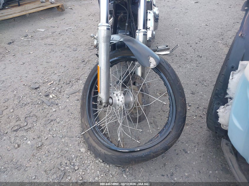 2015 Harley-Davidson Fxdwg Dyna Wide Glide VIN: 1HD1GPM38FC305801 Lot: 44574968