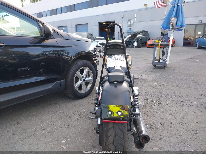 2015 Harley-Davidson Fxdwg Dyna Wide Glide VIN: 1HD1GPM38FC305801 Lot: 44574968