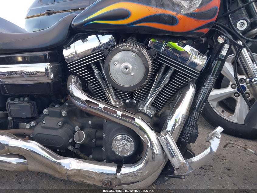 2015 Harley-Davidson Fxdwg Dyna Wide Glide VIN: 1HD1GPM38FC305801 Lot: 44574968