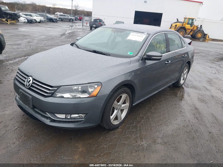 2015 Volkswagen Passat 1.8T Limited Edition